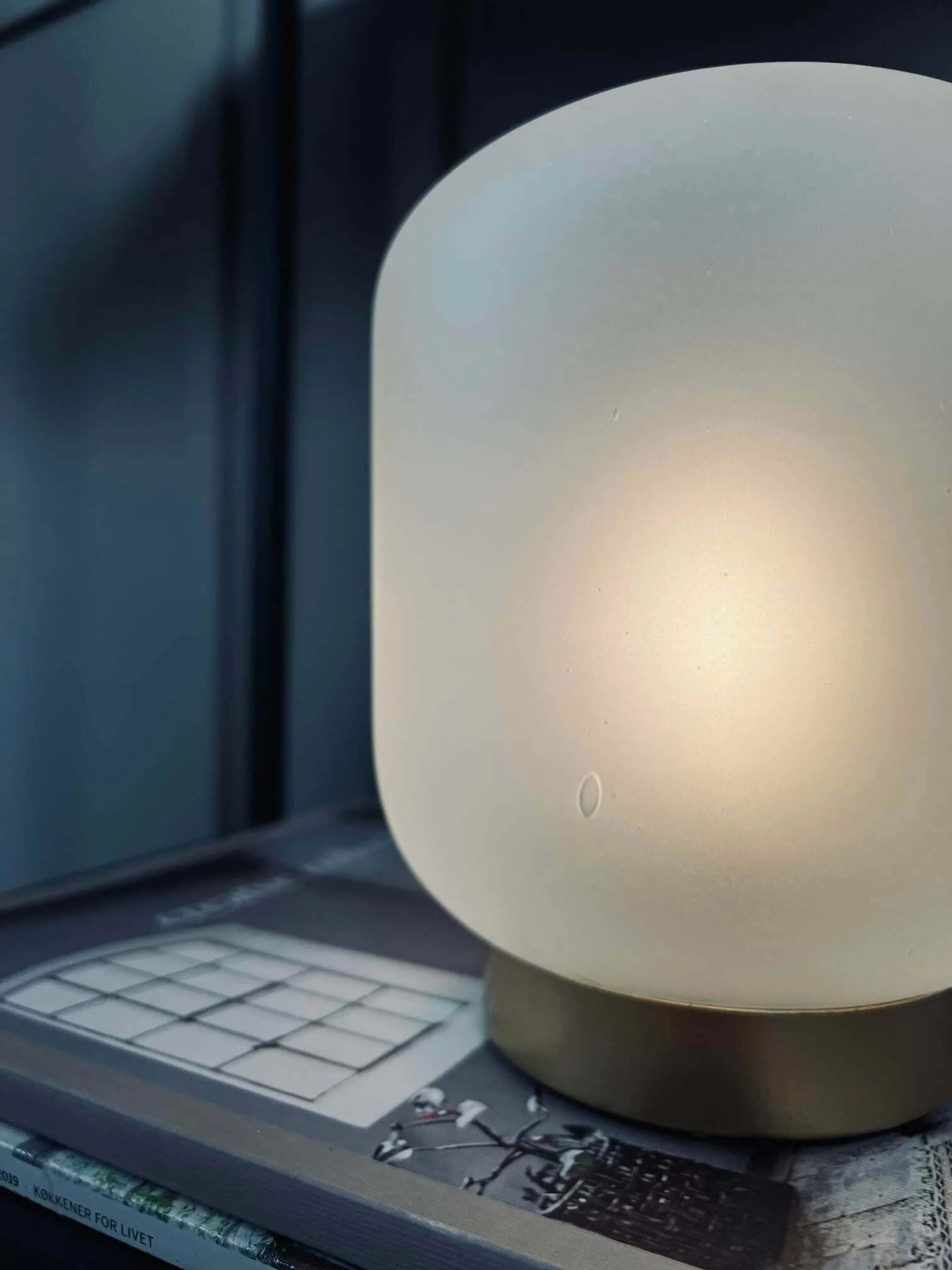 LED Lampe i mat glas med guld - 2. Sortering - Image 13