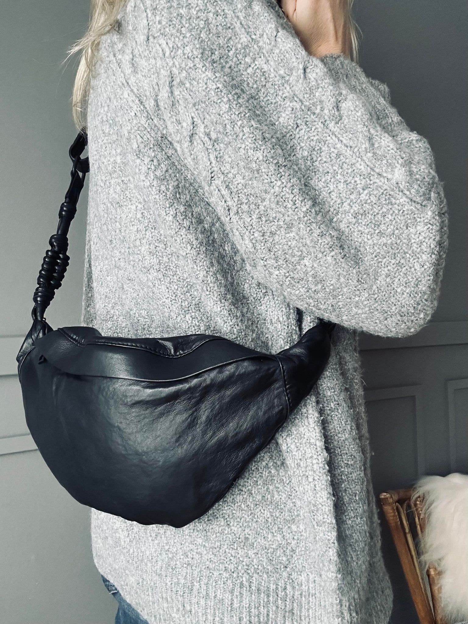 Bumbag - Black Robe - Image 2