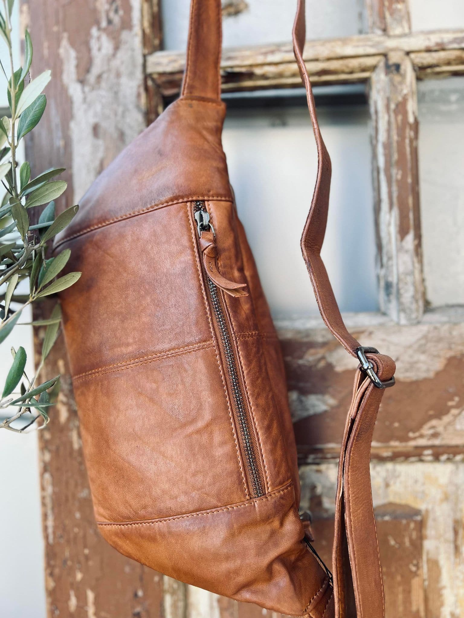 Bumbag JUNE - BIG Cognac - Image 5