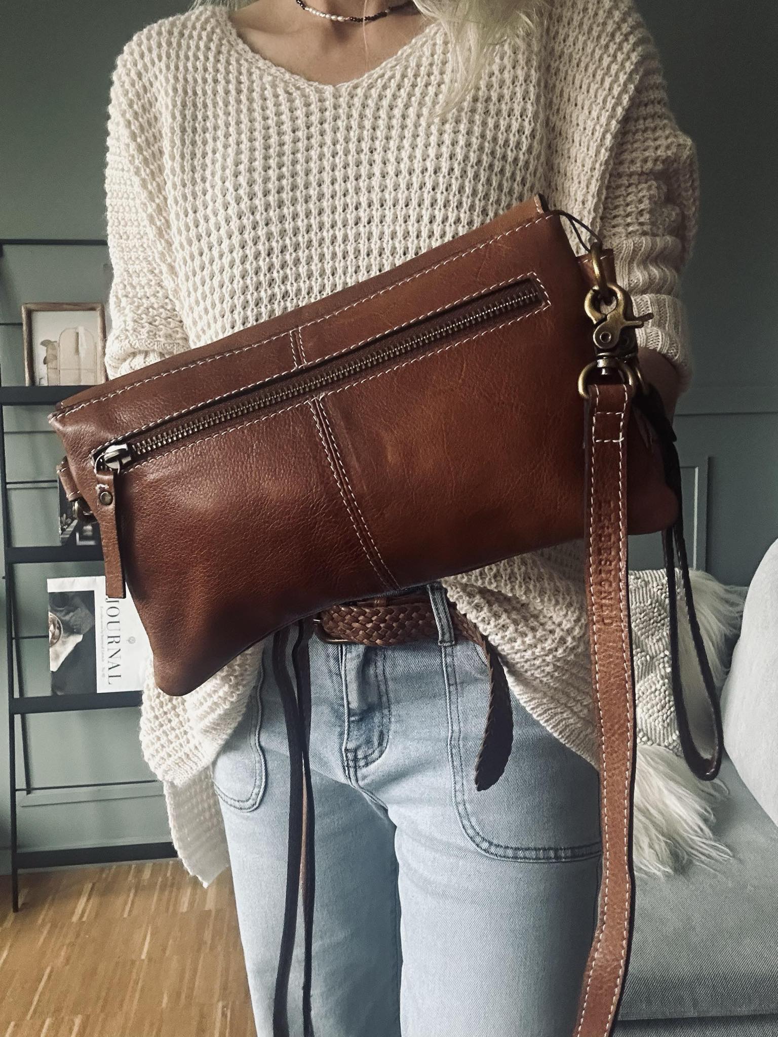 Clutch Jodi - Walnut - Image 11