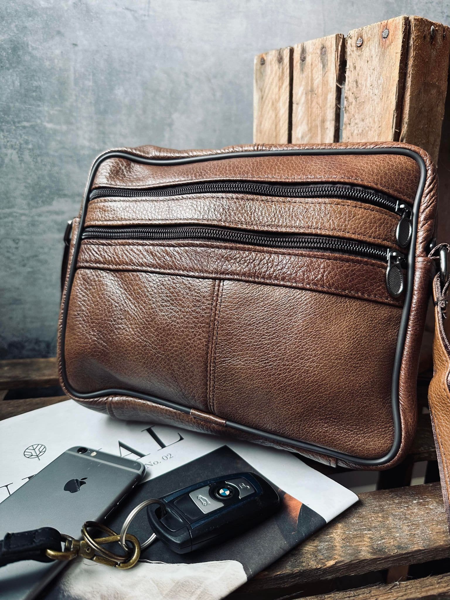 Crossbody Zipper brown leather - Image 4