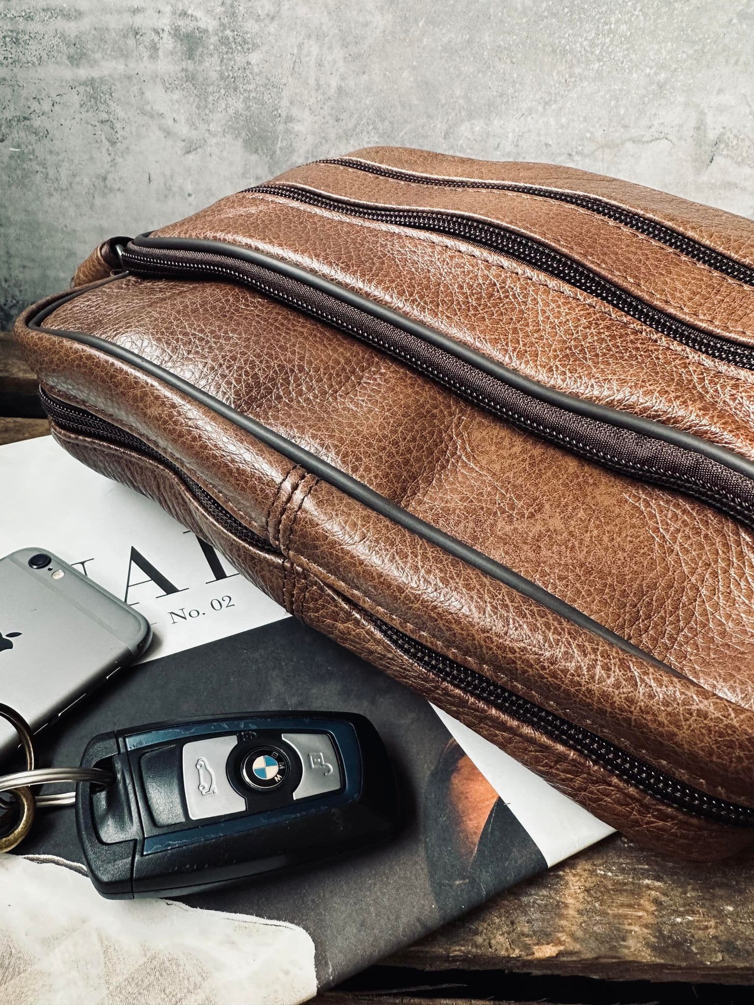 Crossbody Zipper brown leather - Image 5