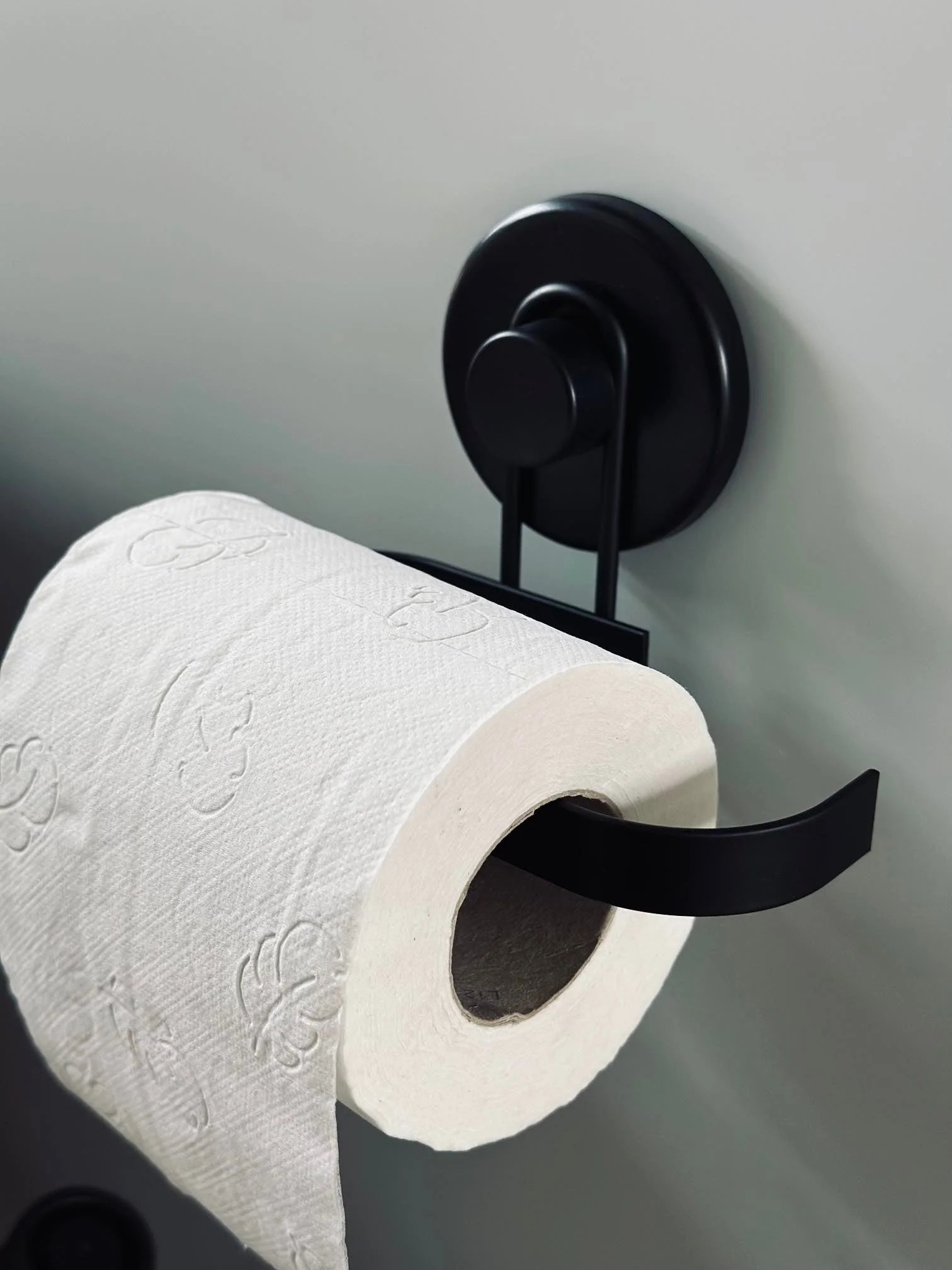 Toiletrulleholder med sugekopper - Image 3