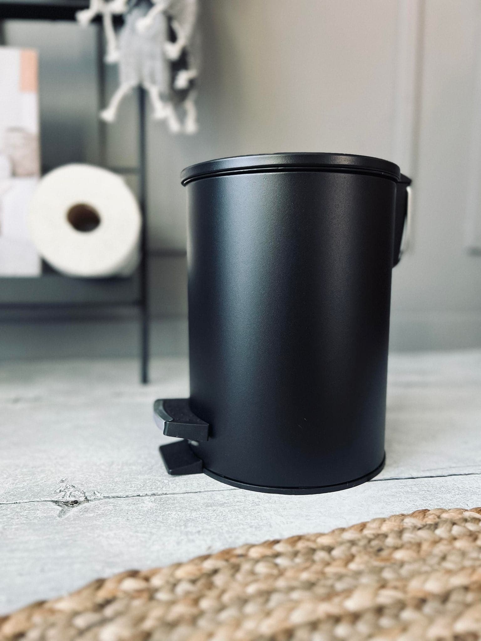 Toiletspand – Mat sort - Image 2